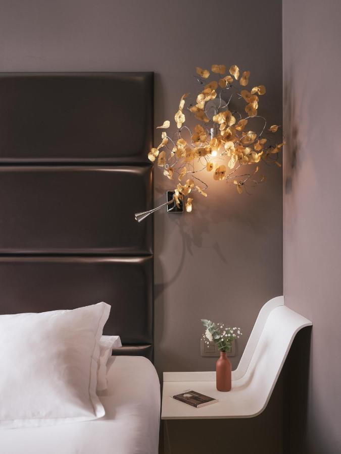 Legend Hotel Париж Екстер'єр фото