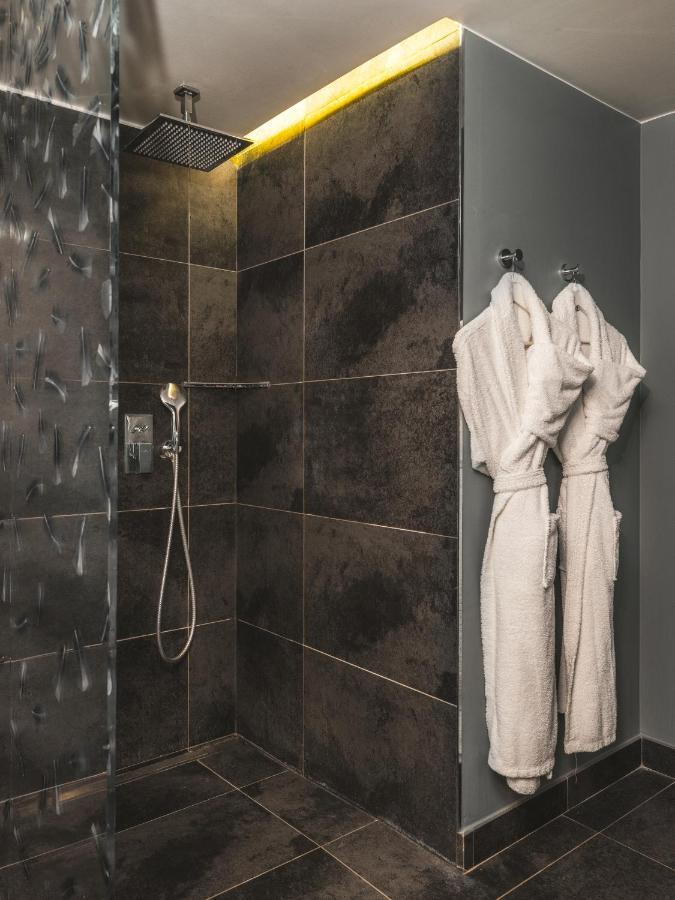 Legend Hotel Париж Екстер'єр фото